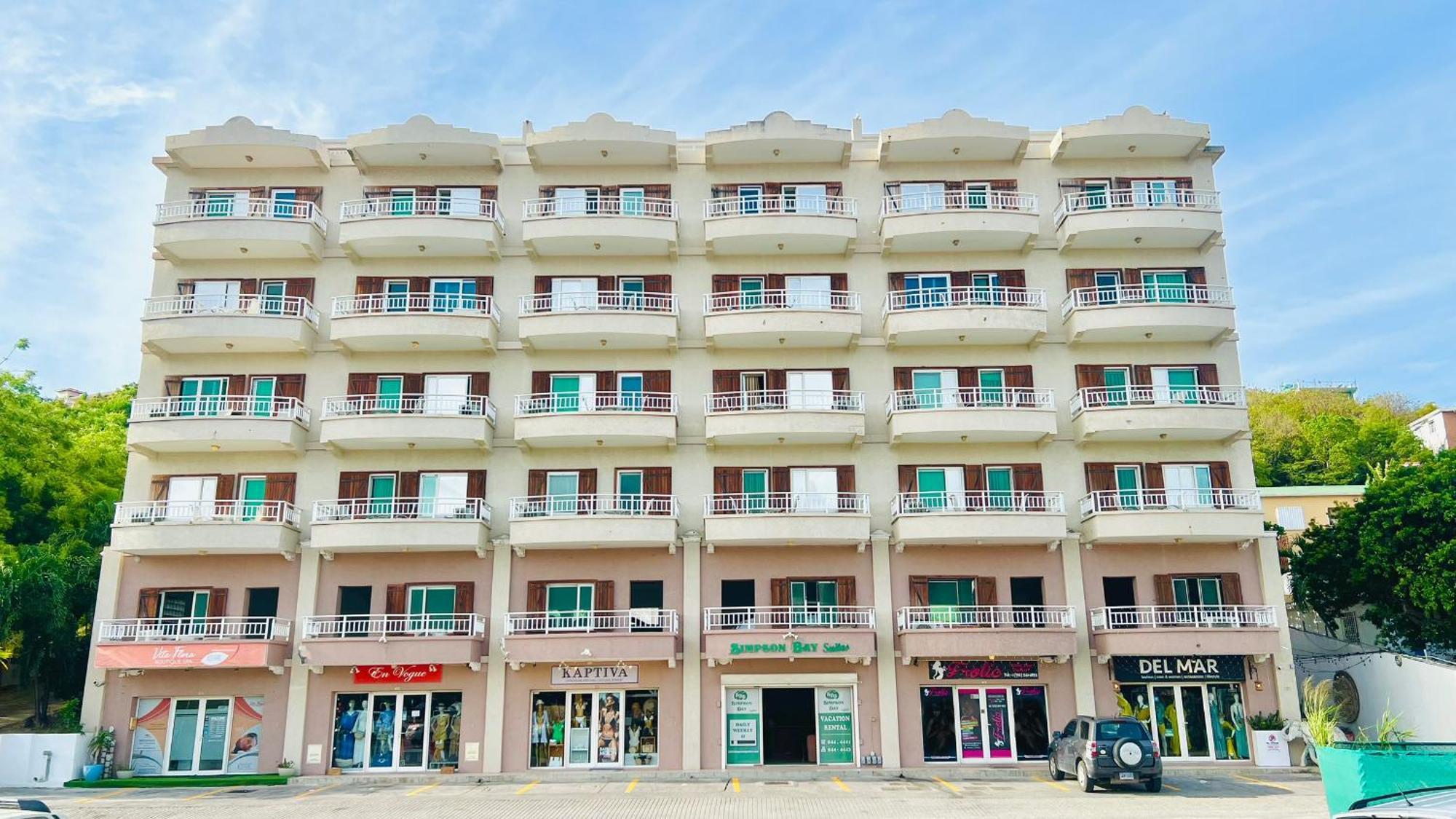 Simpson Bay Suites Esterno foto